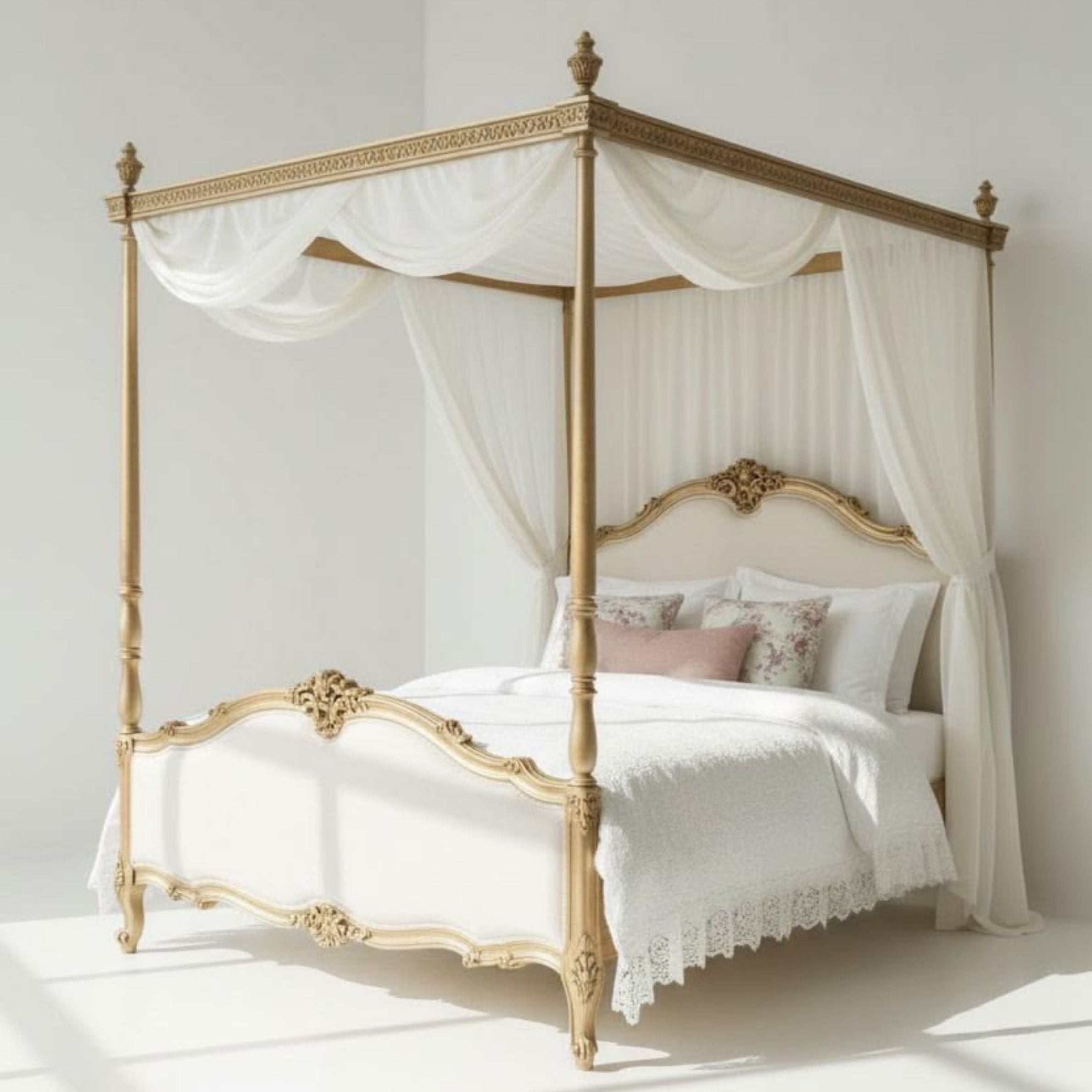 Aurelia Canopy Bed (B035)