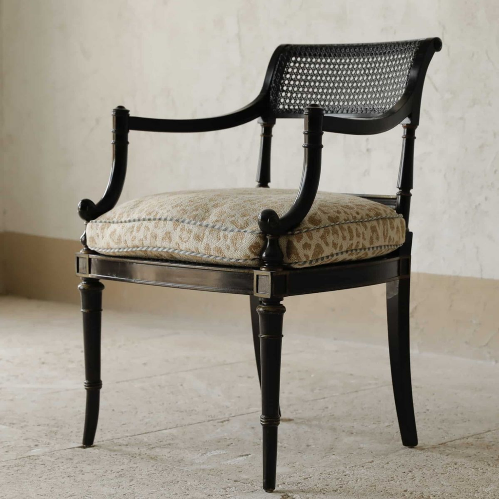 Rumi Armchair (DC003)