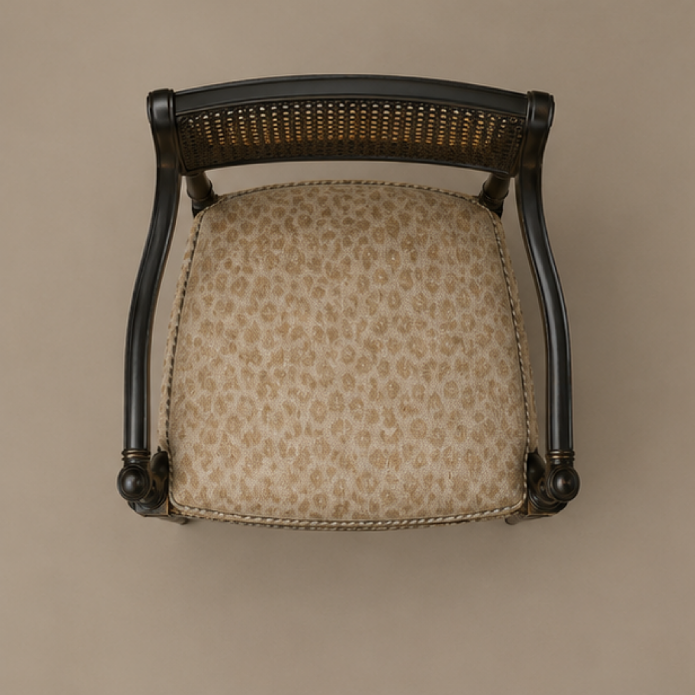 Rumi Armchair (DC003)