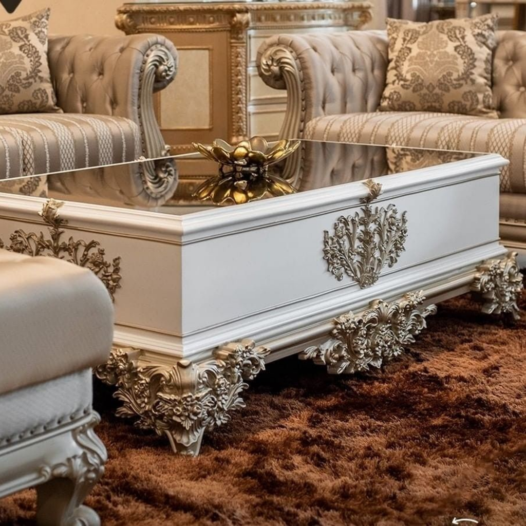 Elvaris Royale Table (CT003)