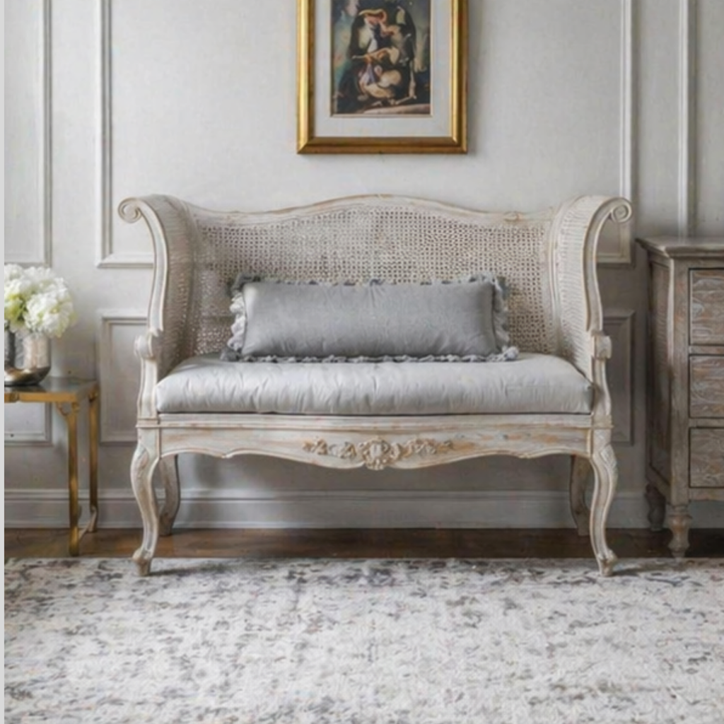 Aveline Bench (BB001)